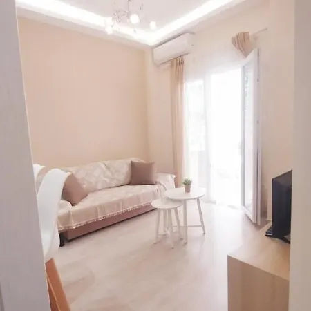Tsimiski 31. Luxury Apartments Thessaloniki Exterior photo